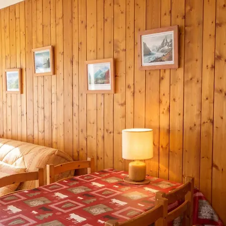 Confortable A Chamonix-mont-blanc Avec Balcon * 霞慕尼